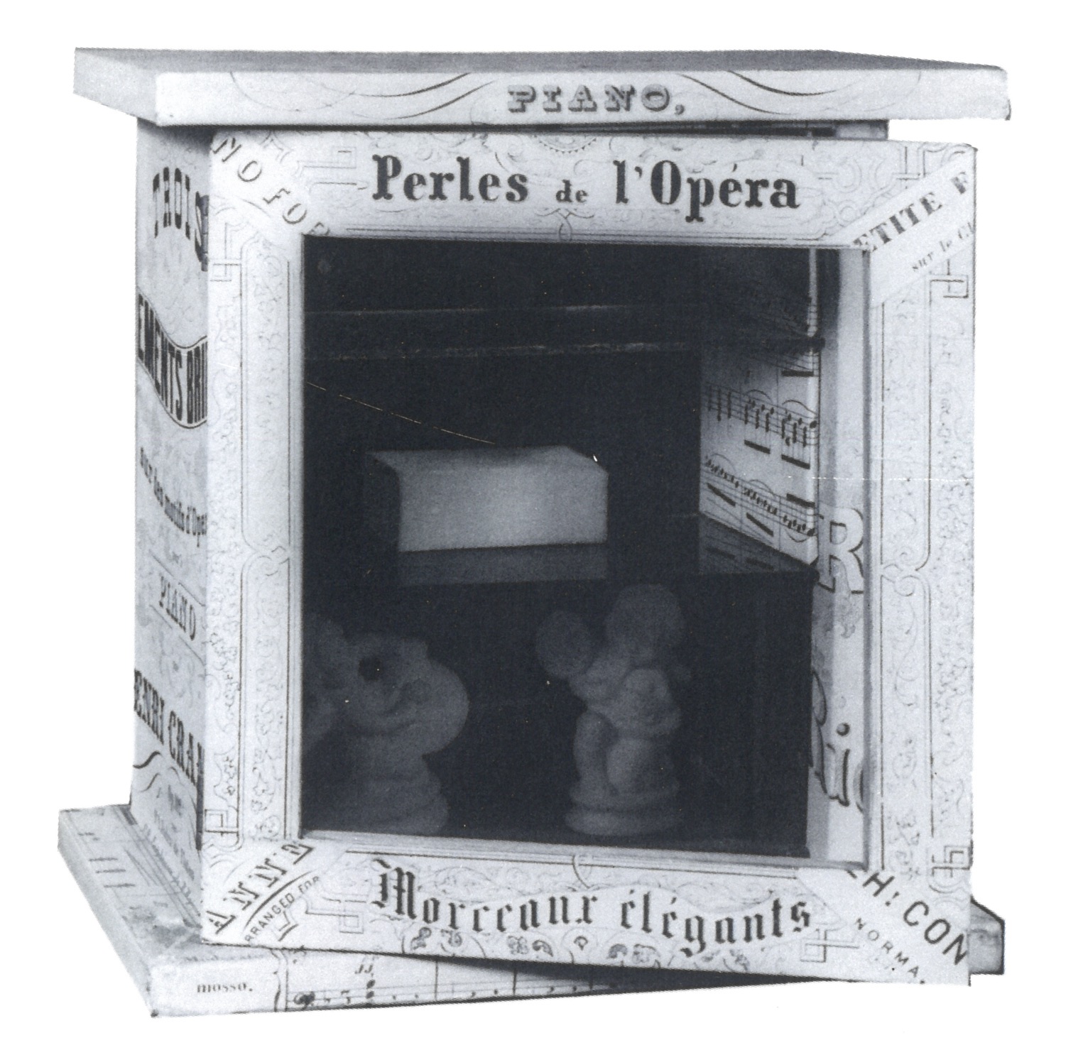 Joseph Cornell's box Perles de l'opéra.